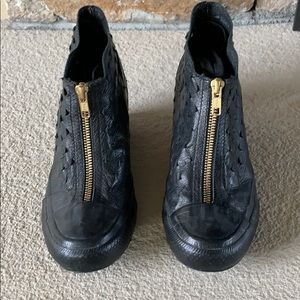 Black Converse - Chuck Taylors Wedge